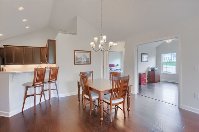 905 Spring Valley Dr, Jackson Twp, PA 16063