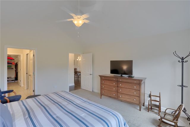 905 Spring Valley Dr, Jackson Twp, PA 16063