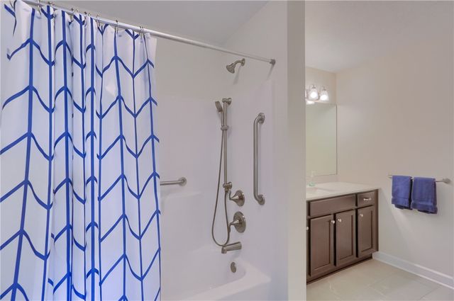905 Spring Valley Dr, Jackson Twp, PA 16063