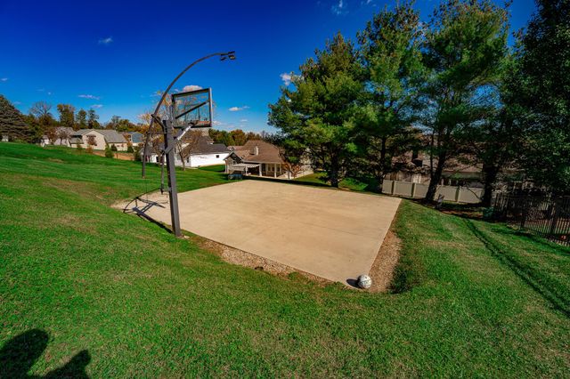 94 Applewood Drive, Chillicothe, OH 45601