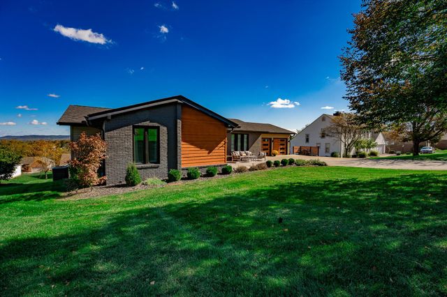 94 Applewood Drive, Chillicothe, OH 45601