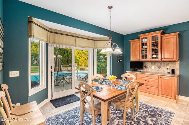 3963 Coneflower Lane, Maumee, OH 43537