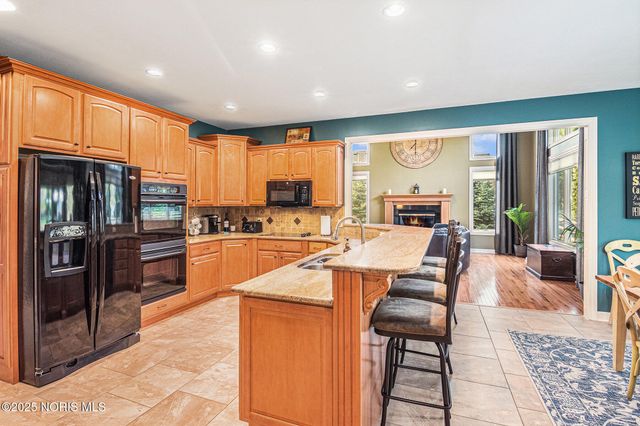 3963 Coneflower Lane, Maumee, OH 43537