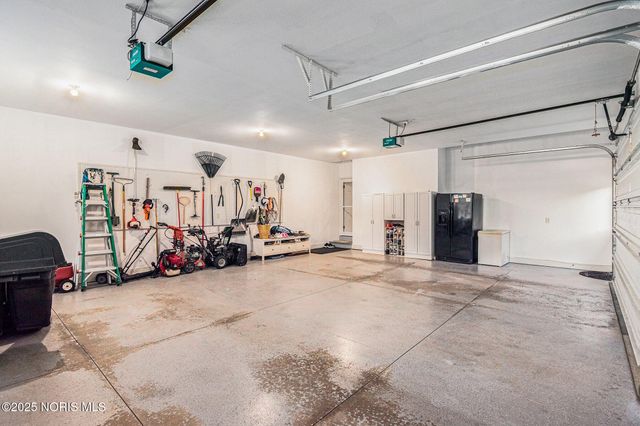 3963 Coneflower Lane, Maumee, OH 43537