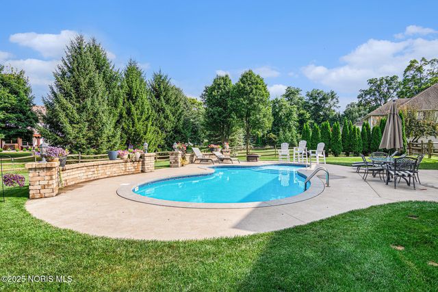 3963 Coneflower Lane, Maumee, OH 43537