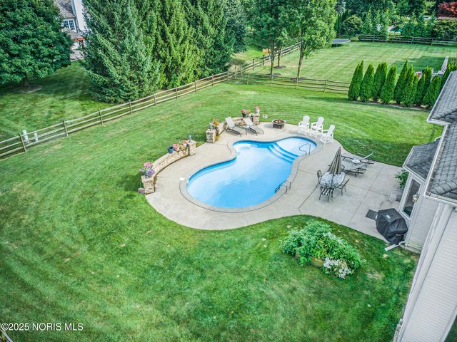 3963 Coneflower Lane, Maumee, OH 43537