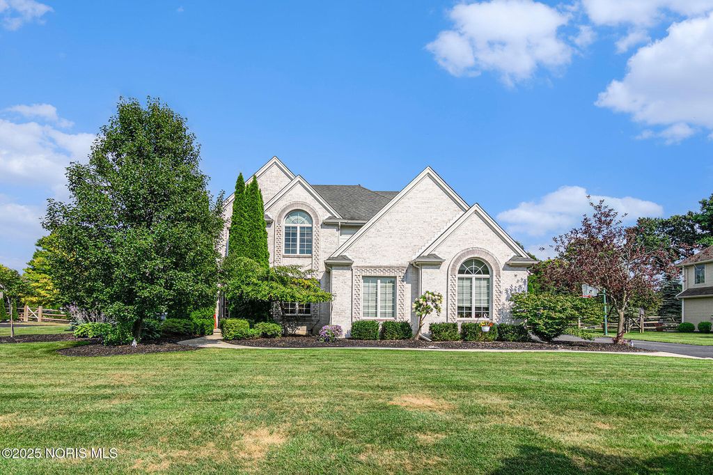 3963 Coneflower Lane, Maumee, OH 43537