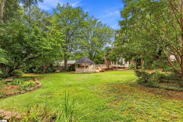 200 Connecticut Drive, Greenville, SC 29615