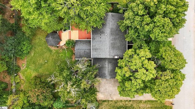 200 Connecticut Drive, Greenville, SC 29615