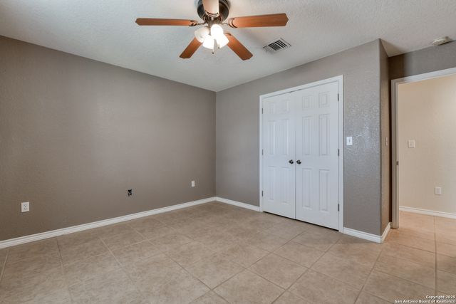 1014 Avenue I, Poteet, TX 78065