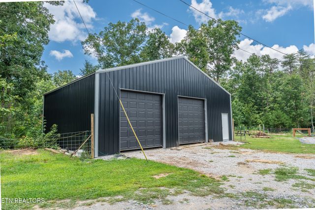 443 Mohawk Drive, Crossville, TN 38572