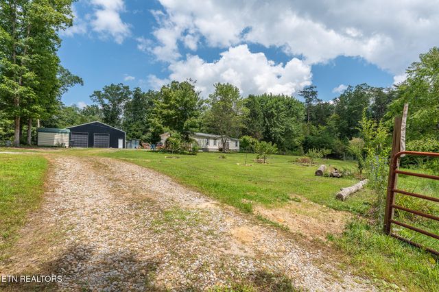 443 Mohawk Drive, Crossville, TN 38572