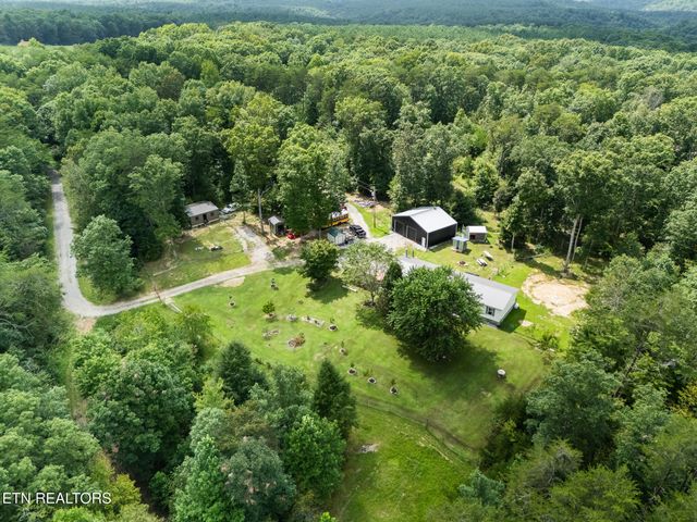 443 Mohawk Drive, Crossville, TN 38572