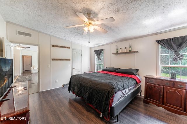 443 Mohawk Drive, Crossville, TN 38572