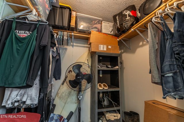 443 Mohawk Drive, Crossville, TN 38572