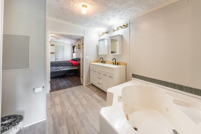 443 Mohawk Drive, Crossville, TN 38572