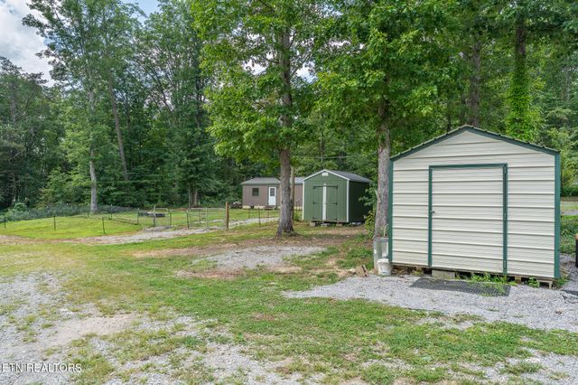 443 Mohawk Drive, Crossville, TN 38572