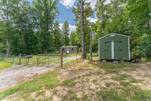 443 Mohawk Drive, Crossville, TN 38572