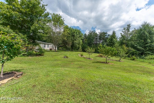443 Mohawk Drive, Crossville, TN 38572