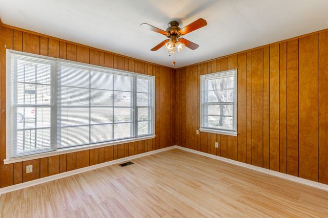 55 Rutledge Street, Chickamauga, GA 30707