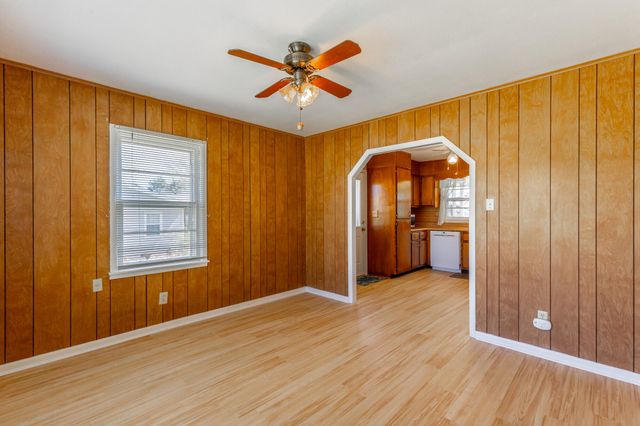 55 Rutledge Street, Chickamauga, GA 30707