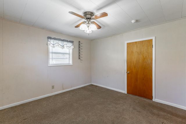 55 Rutledge Street, Chickamauga, GA 30707