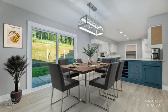 11196 Pleasant Valley Rd, Penn Valley, CA 95946