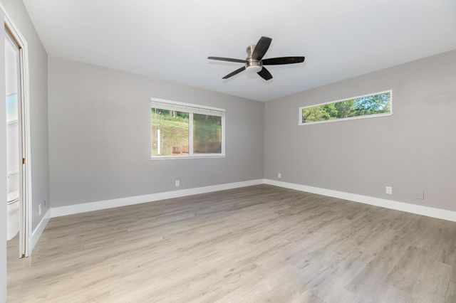 11196 Pleasant Valley Rd, Penn Valley, CA 95946
