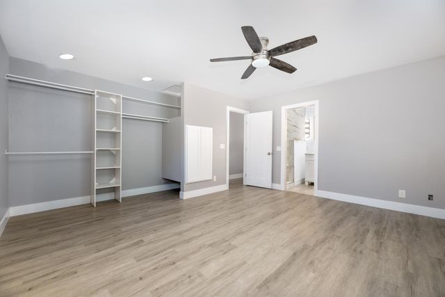 11196 Pleasant Valley Rd, Penn Valley, CA 95946