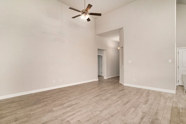 5617 Round Hill Road, Denton, TX 76210