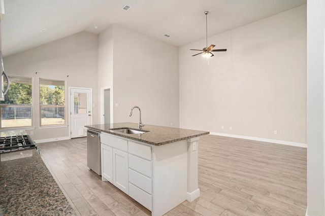 5617 Round Hill Road, Denton, TX 76210