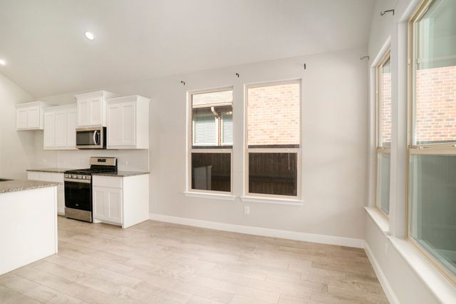 5617 Round Hill Road, Denton, TX 76210