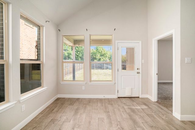 5617 Round Hill Road, Denton, TX 76210