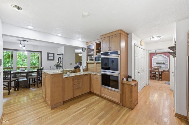 3898 N Foxcliff Drive W, Martinsville, IN 46151