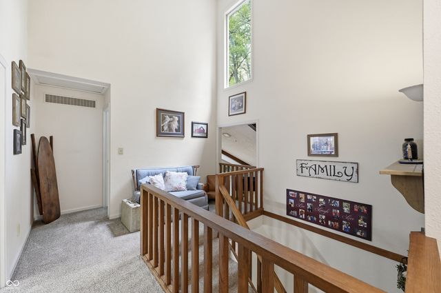 3898 N Foxcliff Drive W, Martinsville, IN 46151