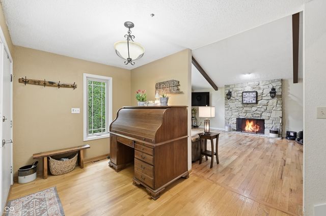3898 N Foxcliff Drive W, Martinsville, IN 46151