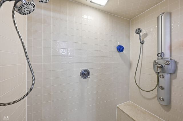 3898 N Foxcliff Drive W, Martinsville, IN 46151