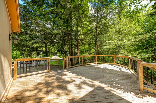 3898 N Foxcliff Drive W, Martinsville, IN 46151