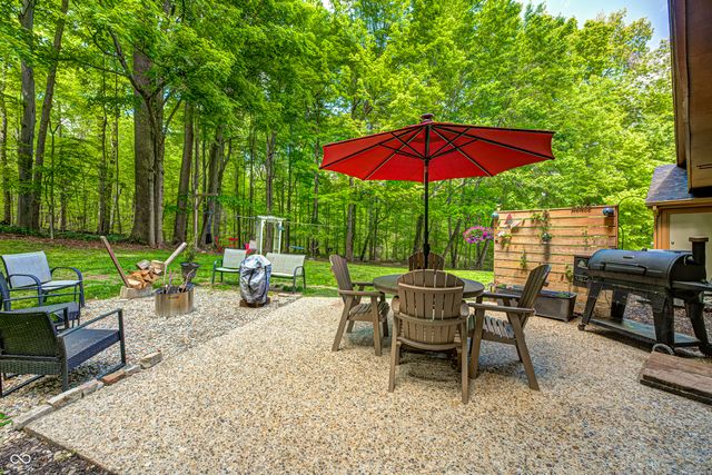3898 N Foxcliff Drive W, Martinsville, IN 46151