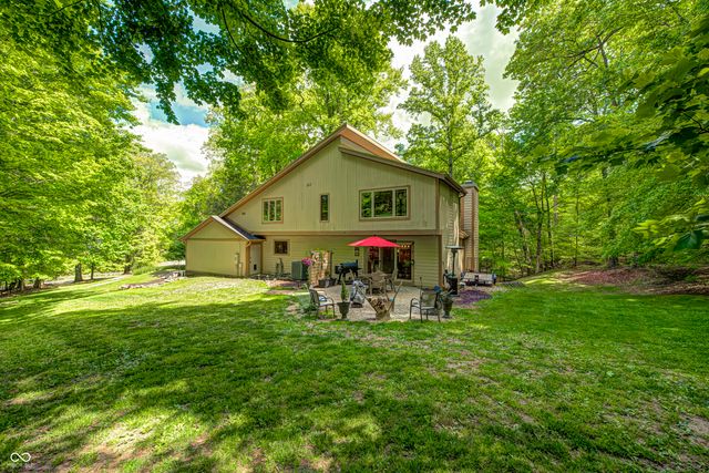 3898 N Foxcliff Drive W, Martinsville, IN 46151