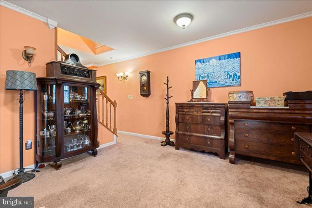 462 CAMELOT BLVD, Falling Waters, WV 25419