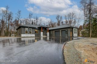 L5 B2 W Peak Circle, Big Lake, AK 99623