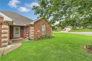 510 Warrick Way, Centerton, AR 72719