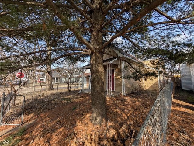 1918 Wilcox Street, Indianapolis, IN 46222