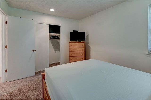 2911 Eaton Street, Kansas City, KS 66103