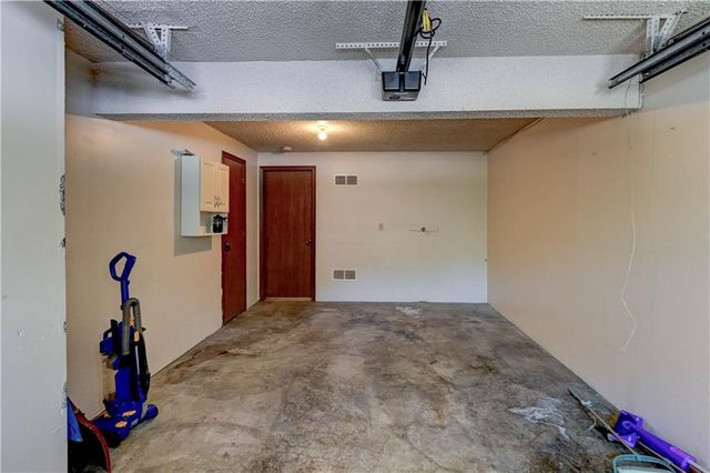 2911 Eaton Street, Kansas City, KS 66103