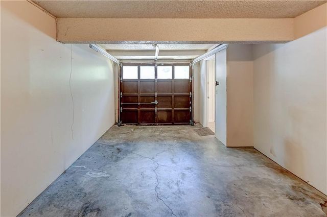 2911 Eaton Street, Kansas City, KS 66103