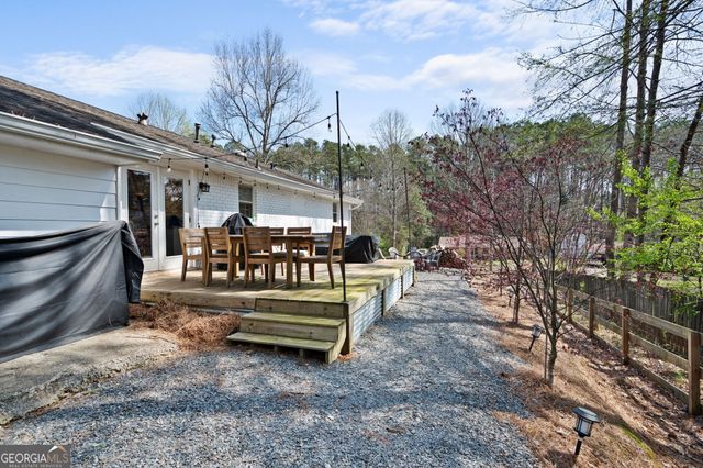 3951 Garden Circle, Acworth, GA 30101