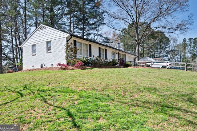 3951 Garden Circle, Acworth, GA 30101