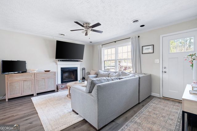 3951 Garden Circle, Acworth, GA 30101